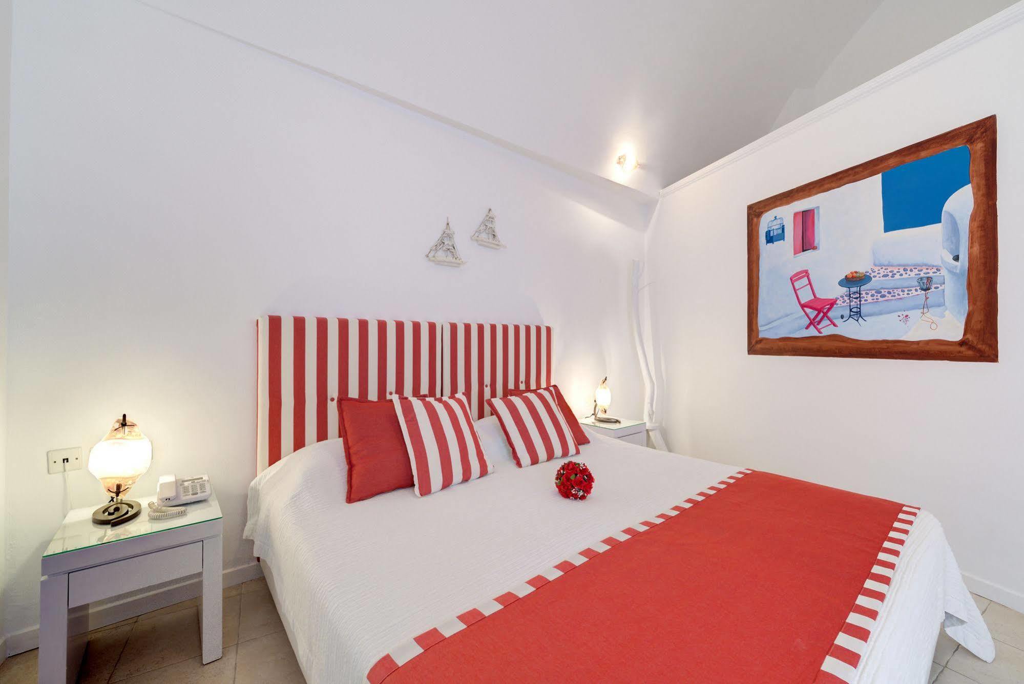 Dream Island Hotel Fira  Dış mekan fotoğraf