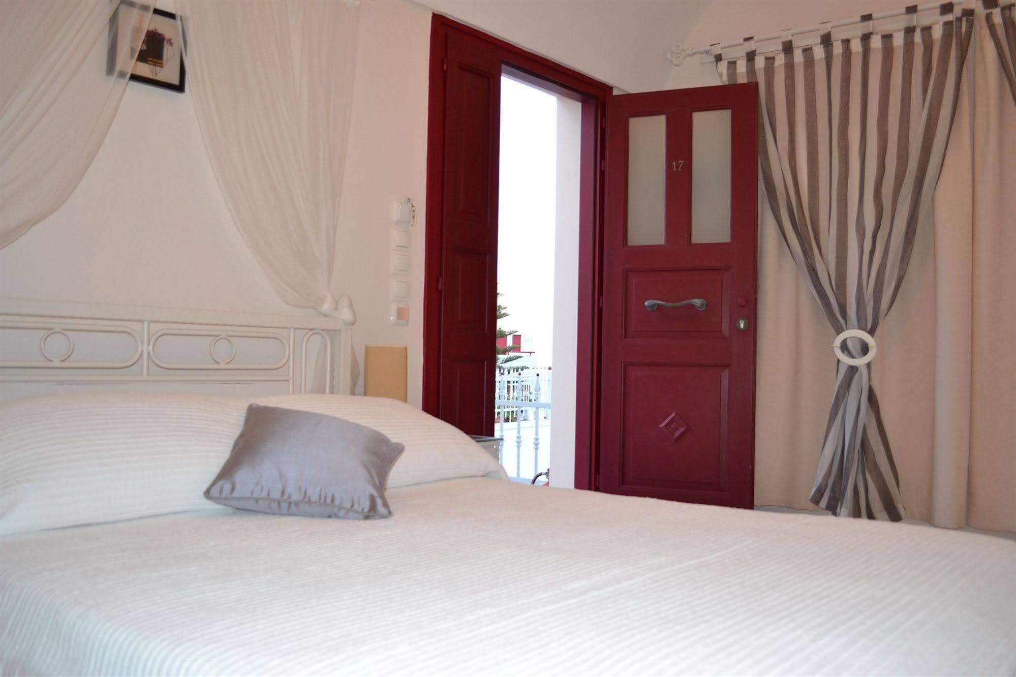 Dream Island Hotel Fira  Dış mekan fotoğraf